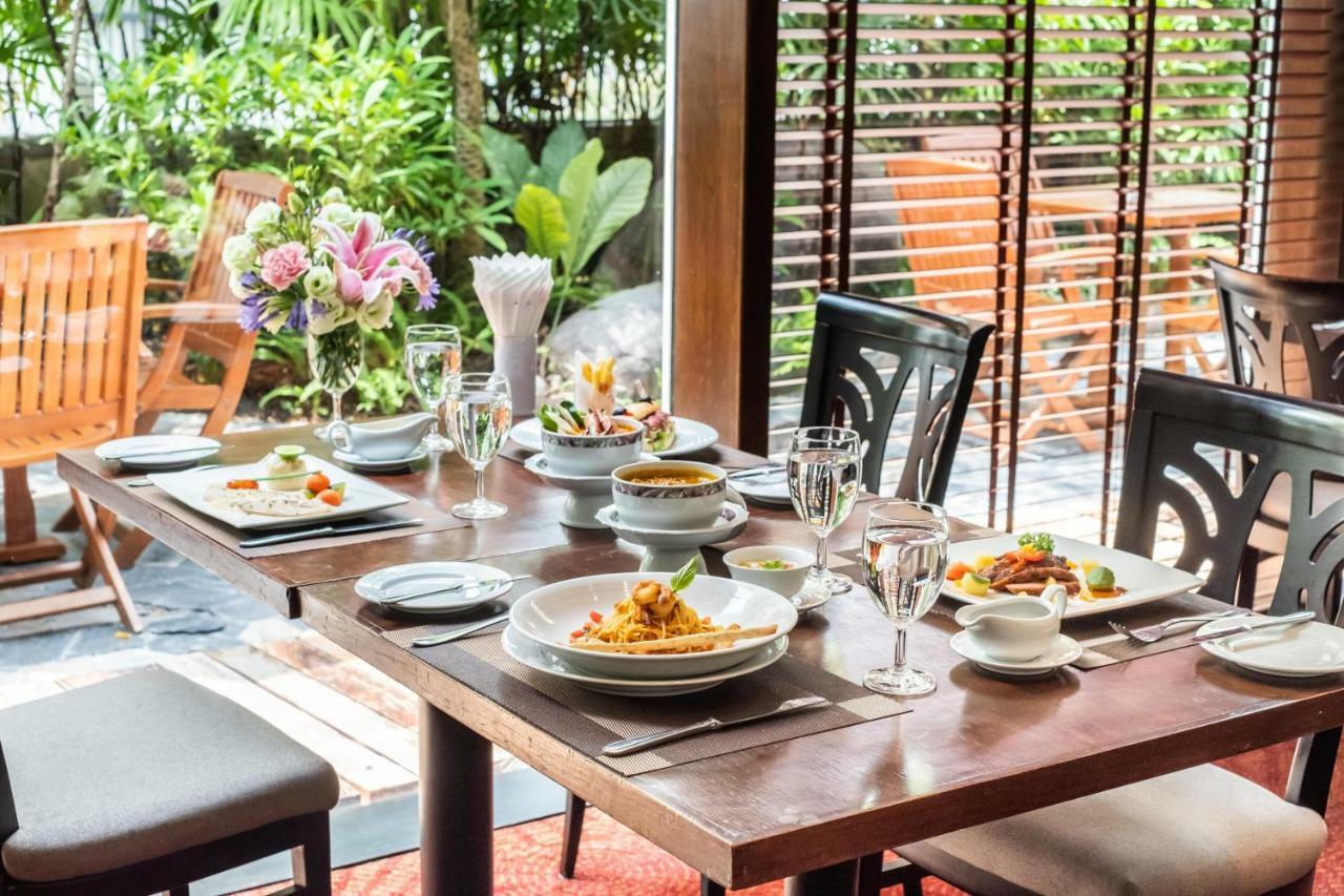 Zenith Sukhumvit Hotel Bangkok Exterior photo